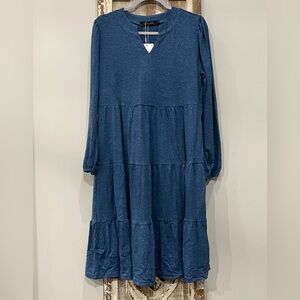 NWT Women’s KLWCJFFF Blue Tiered Long Sleeve Super Soft Dress (Large)